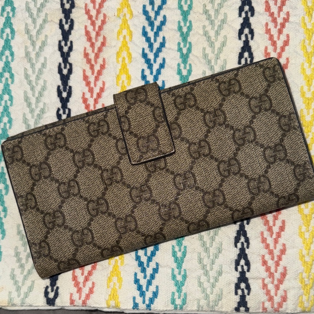 Gucci Coated Canvas Supreme Monogram Wallet with GgCharm UNISEX NWOT - Picture 15 of 16